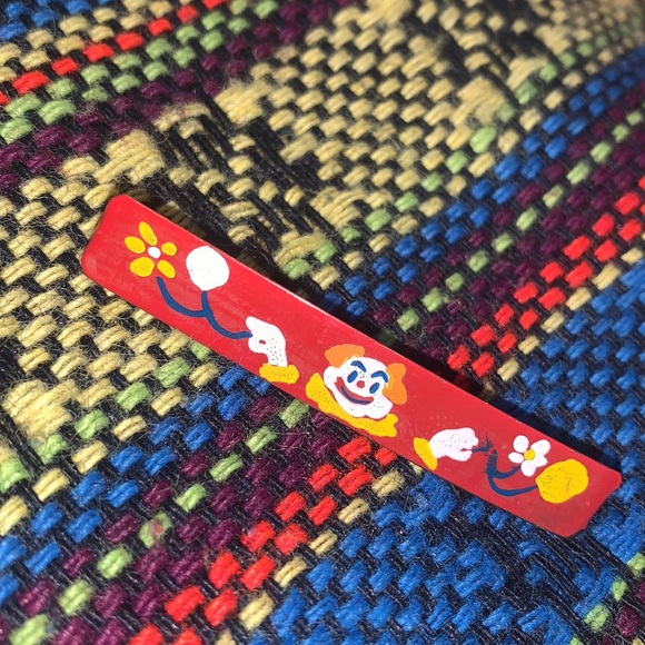 🌻 (5 items for $15)Red Mustang Lot~ a little weird but in a good way (I think?) - Picture 11 of 16